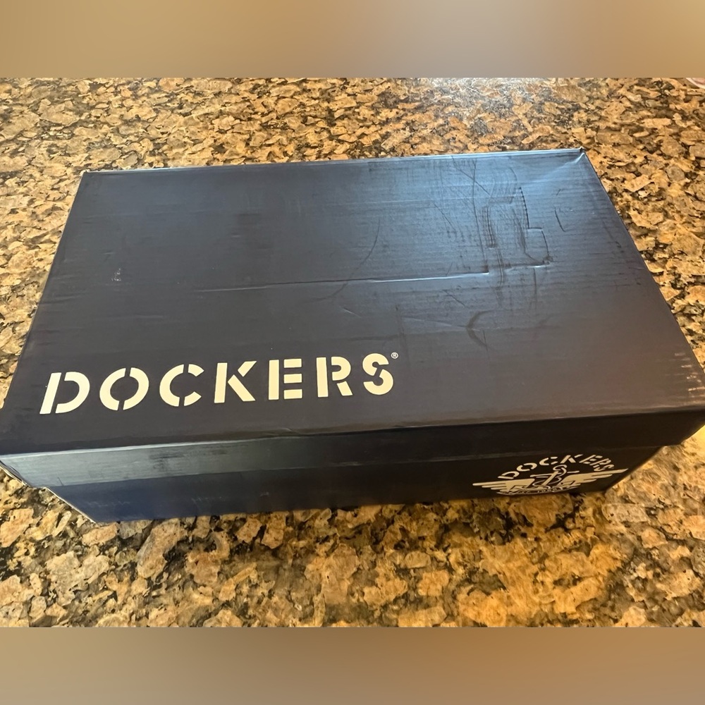 FINAL PRICE DROP NIB Dockers Men's Slip On Dress Shoes size 11 - Picture 3 of 7